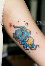 Un modello di tatuaggio di elefante a personalità di braccio ha raccomandato l'immagine