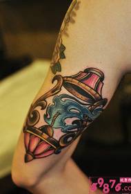 Retro uljna svjetiljka Slika za tetovažu ruku i američke ruke