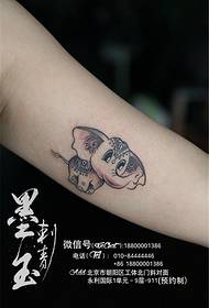 Kar elefánt tetoválás minta