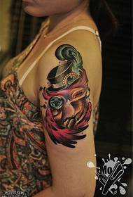 手臂彩色school猫头鹰纹身图案