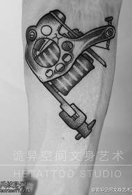 Arm personlighedspunkt tatoveringsmaskine tatoveringsmønster