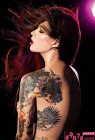 Immagine del tatuaggio di personalità del braccio di bellezza
