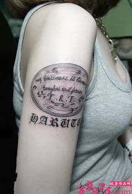 Girl ringa auaha English tattoo pikitia