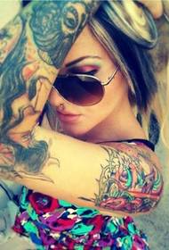 Egy sor szexi lány személyiség kar tetoválás minta