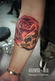 Kar színű Rózsa virág tetoválás minta