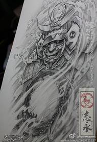 Stile giapponese è mudellu di tatuaggio di guerrieru dominanti