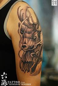 Dominerende Death Cross Elk Tattoo Pattern
