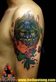 Arm super bright Tang lion tattoo pattern