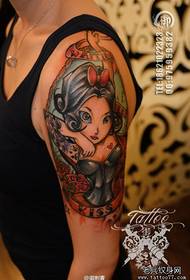 Roka barva shool girl tattoo slika