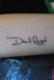 Immagine di tatuaggio inglese braccio d'arte