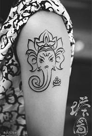 Patron de tatuatge en elefant en línia de braços en miniatura