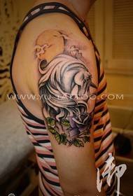 Käsivarren väri ruusu yksisarvinen tatuointi malli