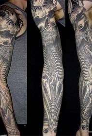 Cool tatuazh krahu mekanik i luleve