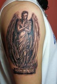 Лична ангел тетоважа на голема рака