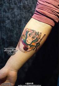Armkleur aap tatoeëringspatroon