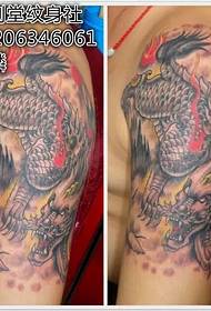 Tatuatge clàssic d’unicorn de braç