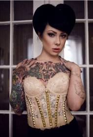 Tatuaggio con motivo del braccio di bellezza europeo e americano