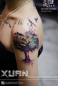 Arm color tree swallow tattoo pattern
