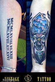 Боја на Armвездена godвездена бог обоена шема за тетоважа на антилопа