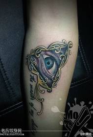 Patrón de tatuaxe de ollos deus de personalidade de brazo