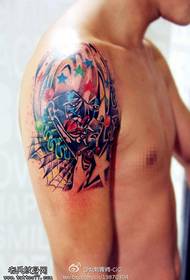 Rameno osobnosti klaun tetovanie vzor