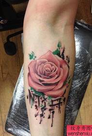 рука рожеві троянди татуювання візерунок