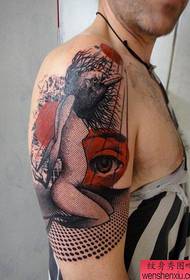 Специјални узорак лепе девојке за тетоважу птица
