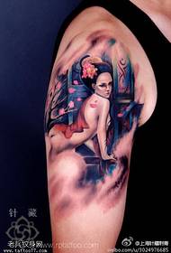 Mfano wa tattoo ya geisha