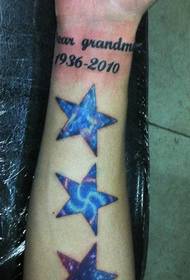 Прекрасна starвездена шема со пет тетоважи со тетоважи