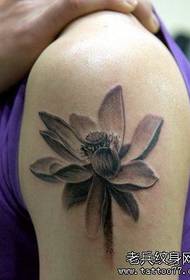 kar lótusz tetoválás minta