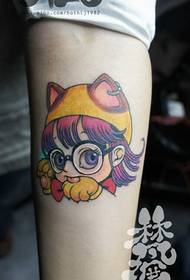 Opere per tatuaggi Ala Lei color braccio condivise dal negozio di tatuaggi