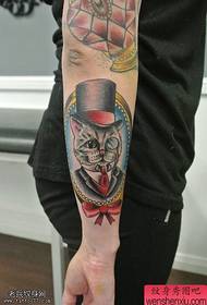 Spettacolo di tatuaggi, consiglia un tatuaggio con fiocco di gatto