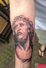 Svartvita Jesus tatueringar