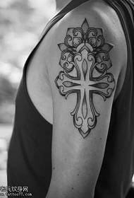 Tattoo show, priporočite tetovirano križ tetovažo