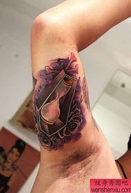 Tattoo Show, empfehlen eine Arm Life Sanduhr Rose Tattoo Arbeit