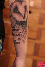 Tatuiruočių paroda, rekomenduokite rankos pelėdos tatuiruotę