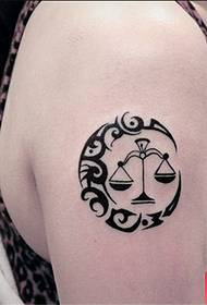 Rameno totem súhvezdí tetovanie