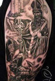 Tatuaggi europei e americani a braccio largo
