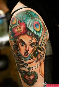 一幅彩色流行女郎纹身图案