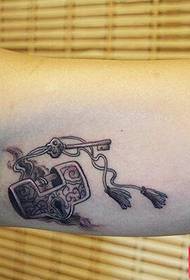 Armlås tatuering arbete