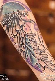 Pale ea tattoo, khothaletsa tattoo ea letsoho la jellyfish