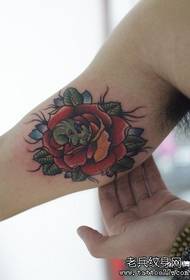 Man mkono fashion pop rose tattoo mfano