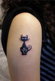 Jente favoritt arm totem katt tatoveringsmønster