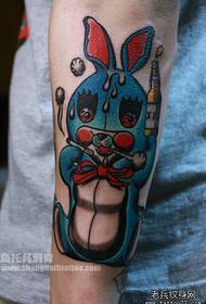 Armrøyking og drikking av tatoveringsmønster for kanin