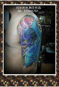 Mfano wa mkono wa mtu mzuri na mzuri wa tattoo