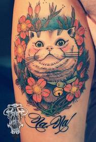 Tatuaggio braccio rose fiore gatto lavoro di tattoo