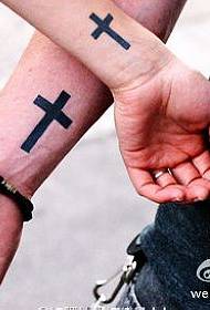 Tatouages de couple: Bras Couple Couple Totem Croix Modèle de tatouage