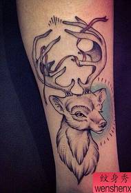 Arm dema uye chena antelope tattoo basa