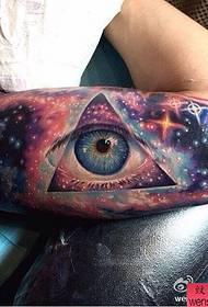 Χρώμα βραχίονα Starry θεός ματιών τατουάζ εργασία