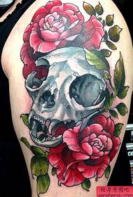 Ang tattoo show, inirerekumenda ang isang European at American color skull rose na gawa sa tattoo